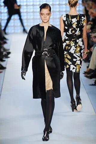 Look 28